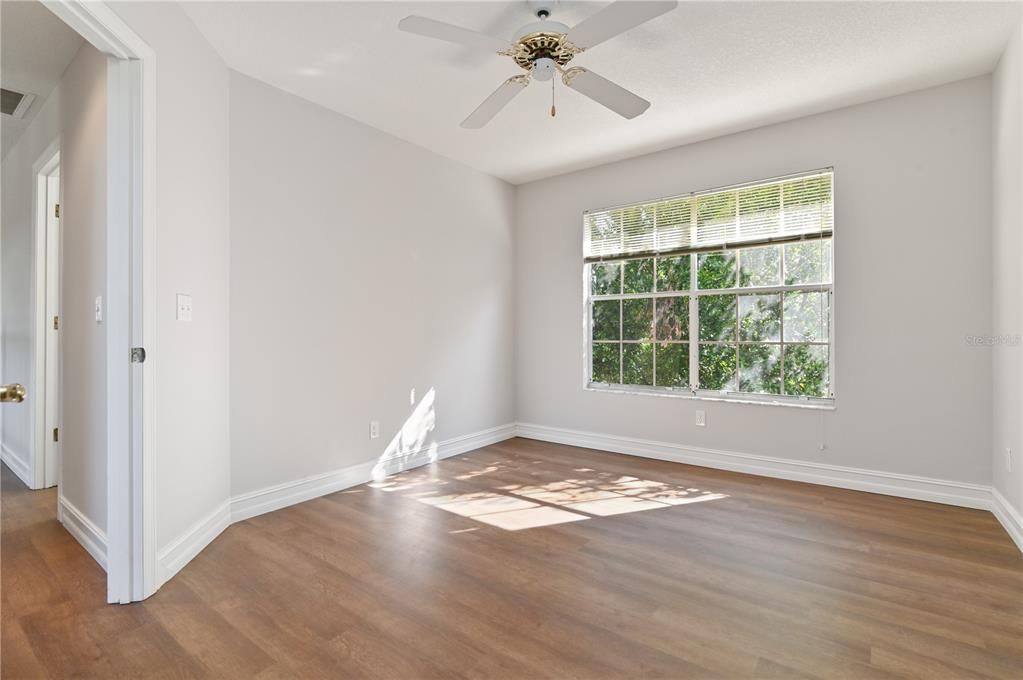 Active With Contract: $500,000 (4 beds, 2 baths, 2916 Square Feet)