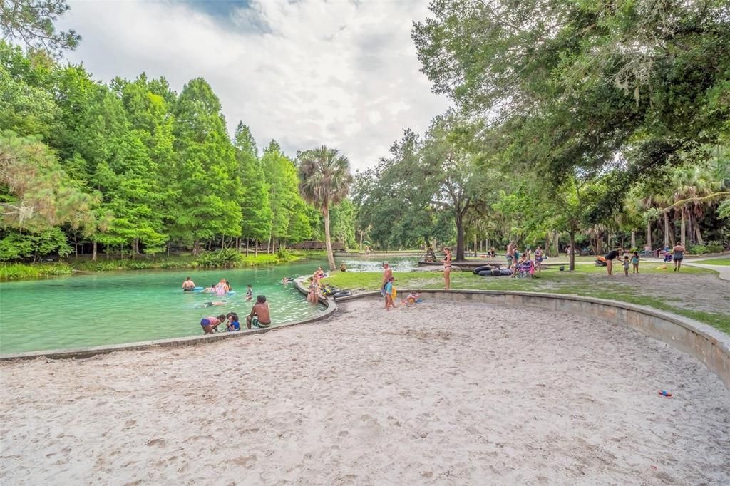 Active With Contract: $500,000 (4 beds, 2 baths, 2916 Square Feet)