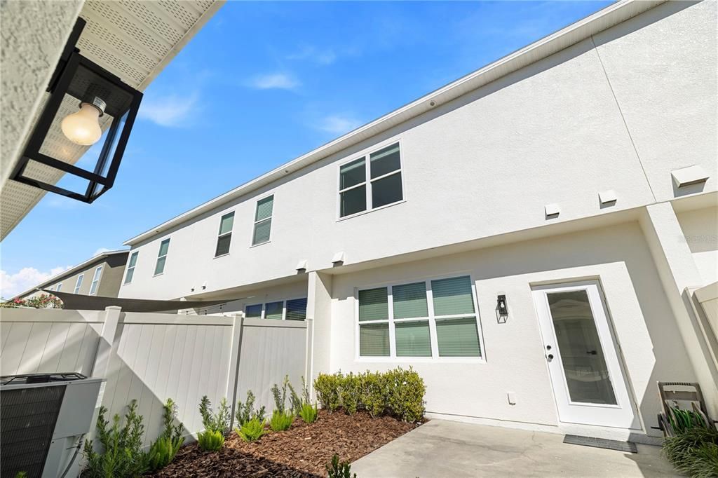 出租: $2,850 (3 贝兹, 2 浴室, 1500 平方英尺)