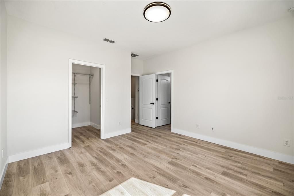 出租: $2,850 (3 贝兹, 2 浴室, 1500 平方英尺)