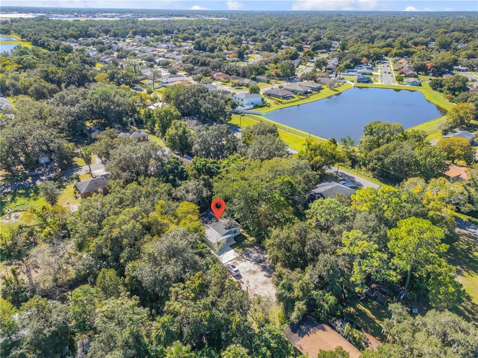 Под контрактом: $242,000 (4 спален, 2 ванн, 1164 Квадратных фут)