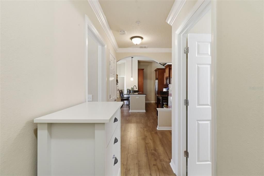 На продажу: $219,000 (2 спален, 2 ванн, 1060 Квадратных фут)