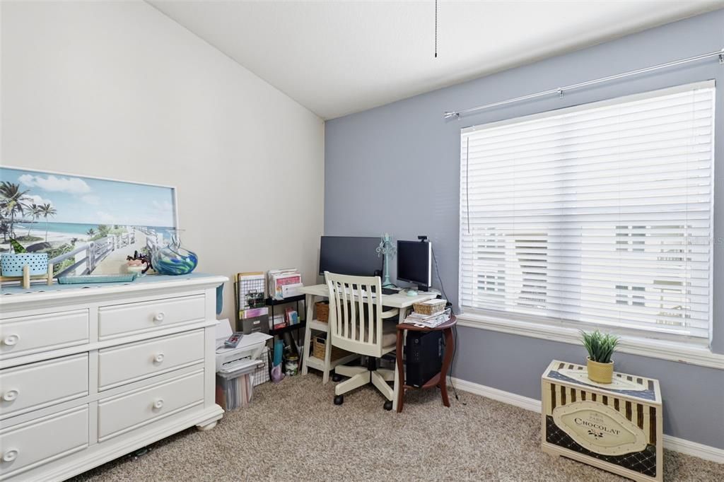 На продажу: $219,000 (2 спален, 2 ванн, 1060 Квадратных фут)