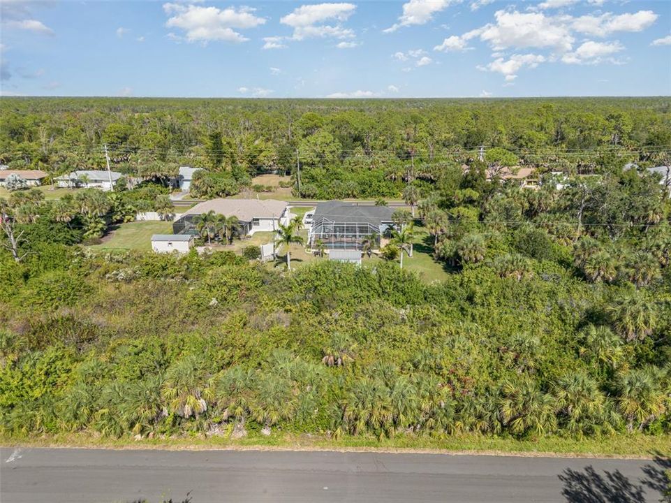 待售: $18,000 (0.23 acres)