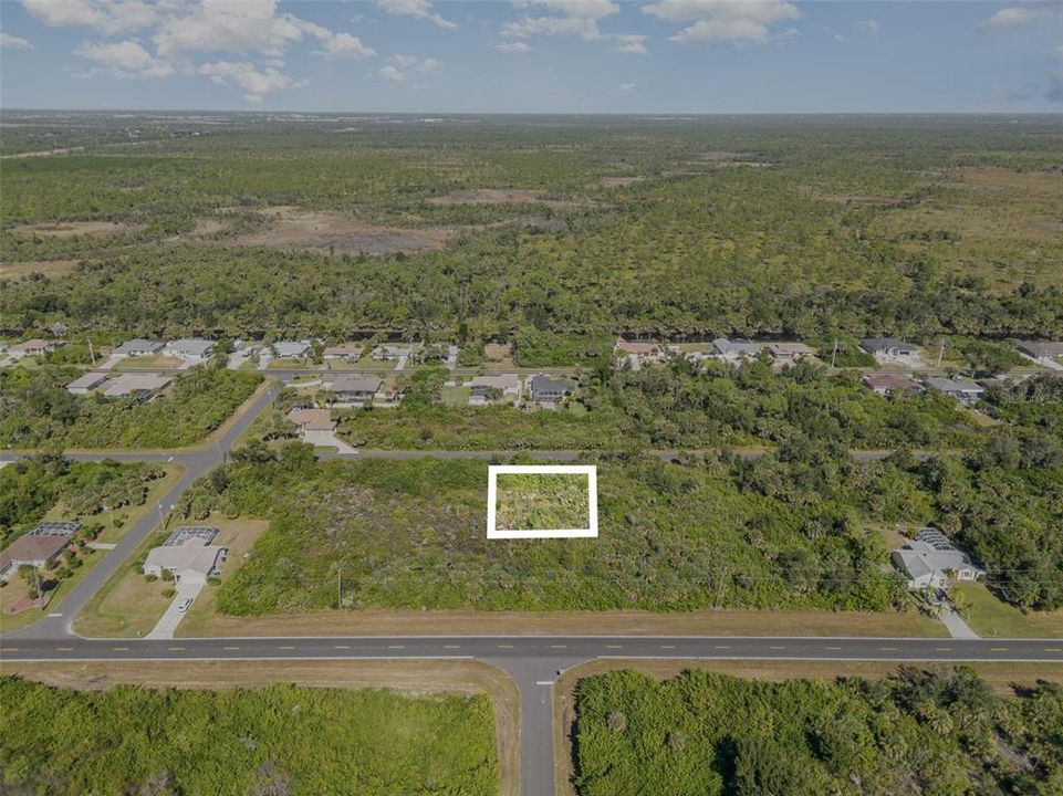 待售: $18,000 (0.23 acres)