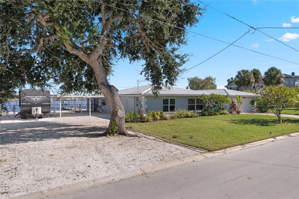 En Venta: $999,000 (3 camas, 2 baños, 1887 Pies cuadrados)