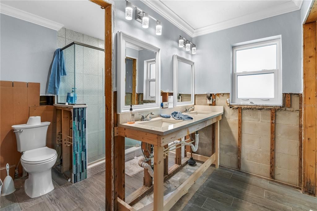 En Venta: $999,000 (3 camas, 2 baños, 1887 Pies cuadrados)