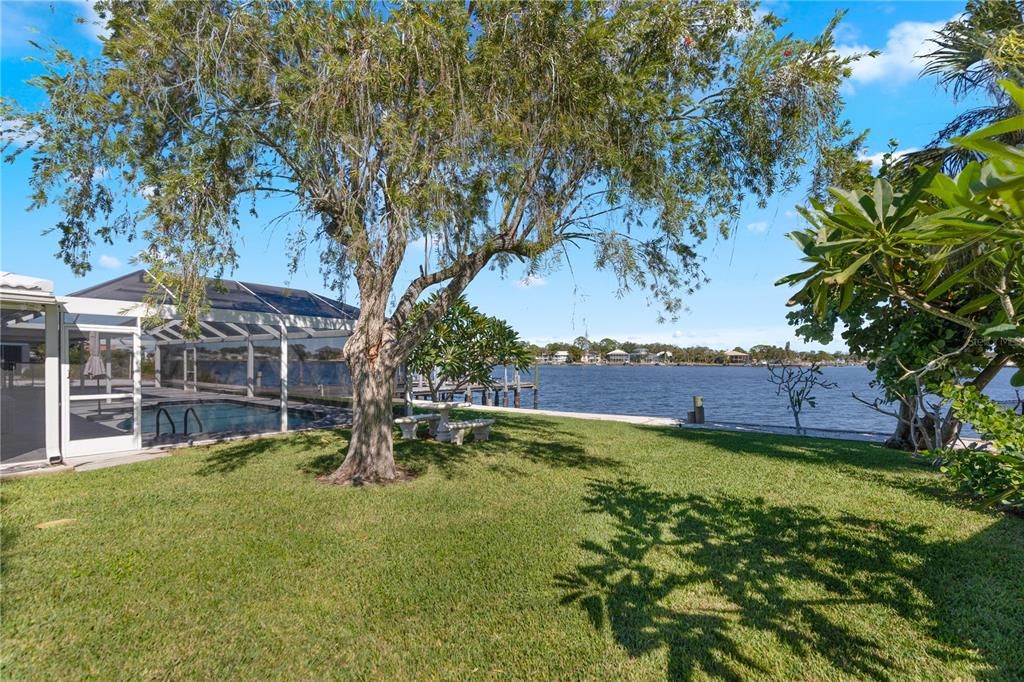 En Venta: $999,000 (3 camas, 2 baños, 1887 Pies cuadrados)