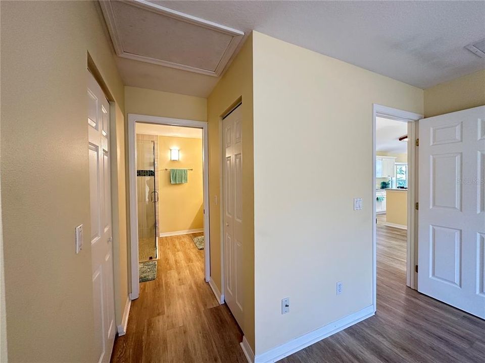 For Rent: $2,000 (3 beds, 2 baths, 1446 Square Feet)