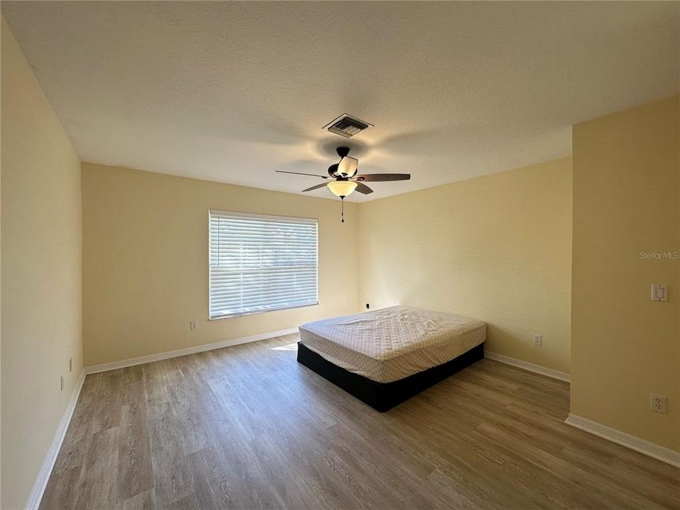 For Rent: $2,000 (3 beds, 2 baths, 1446 Square Feet)