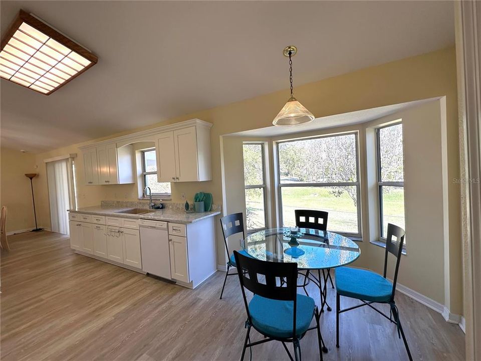 For Rent: $2,000 (3 beds, 2 baths, 1446 Square Feet)