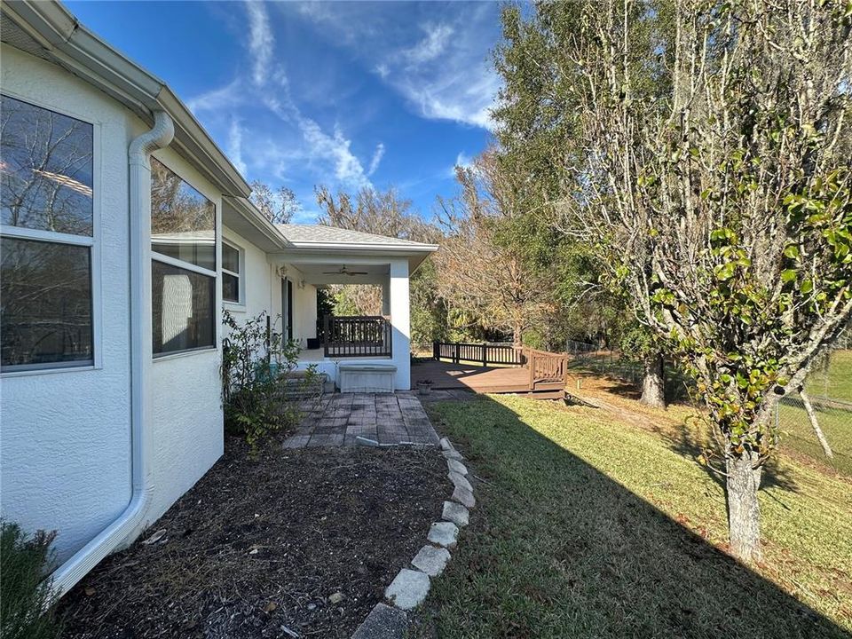 For Rent: $2,000 (3 beds, 2 baths, 1446 Square Feet)