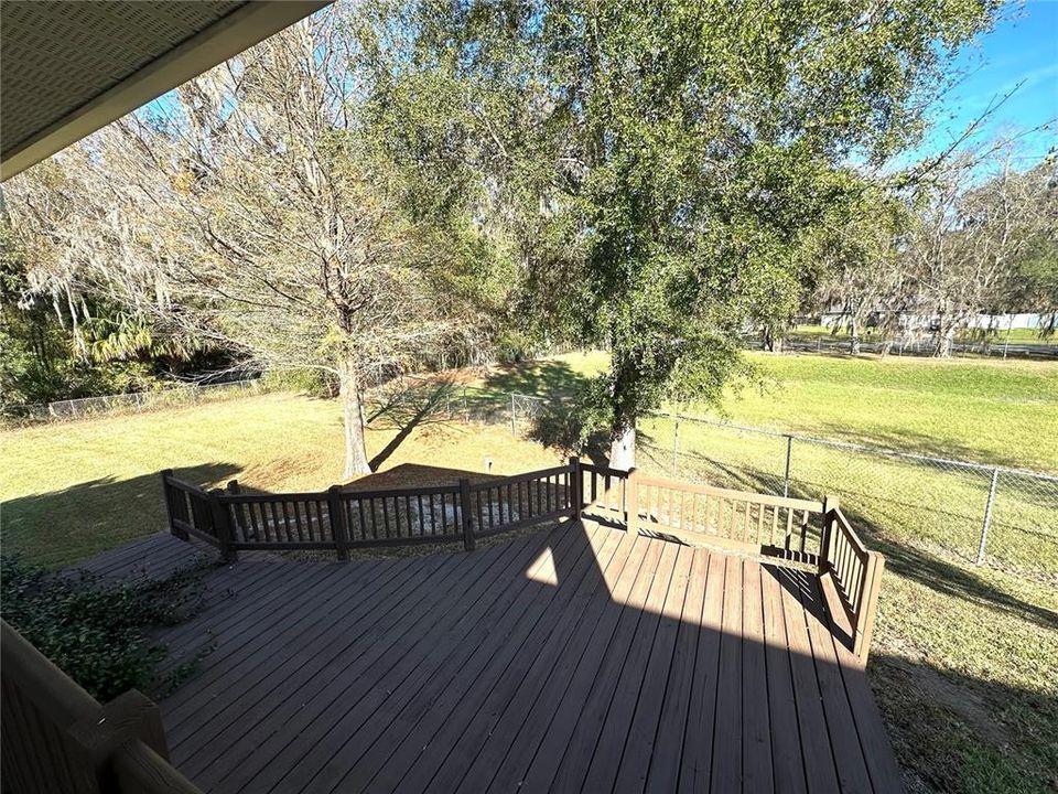 For Rent: $2,000 (3 beds, 2 baths, 1446 Square Feet)