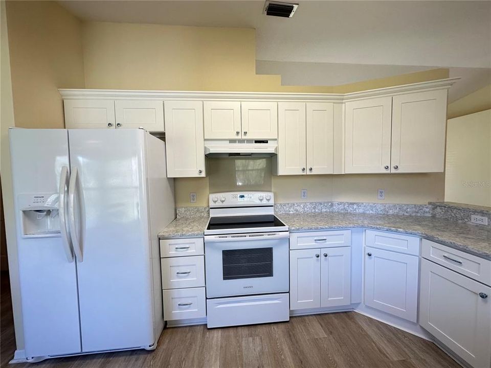 For Rent: $2,000 (3 beds, 2 baths, 1446 Square Feet)