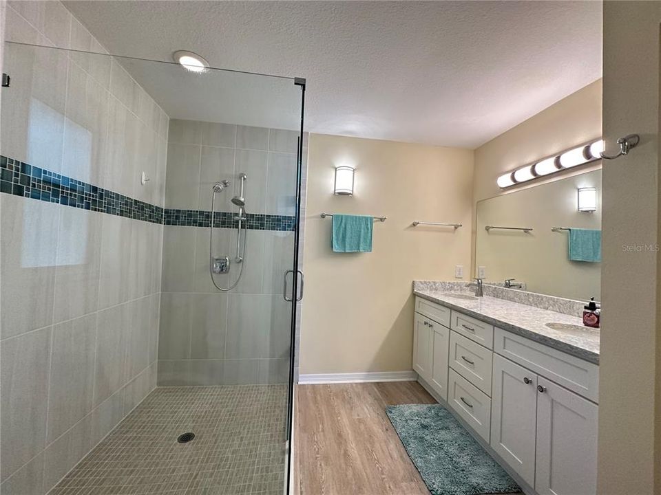 For Rent: $2,000 (3 beds, 2 baths, 1446 Square Feet)