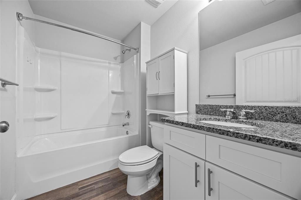 En Venta: $339,500 (4 camas, 2 baños, 1602 Pies cuadrados)