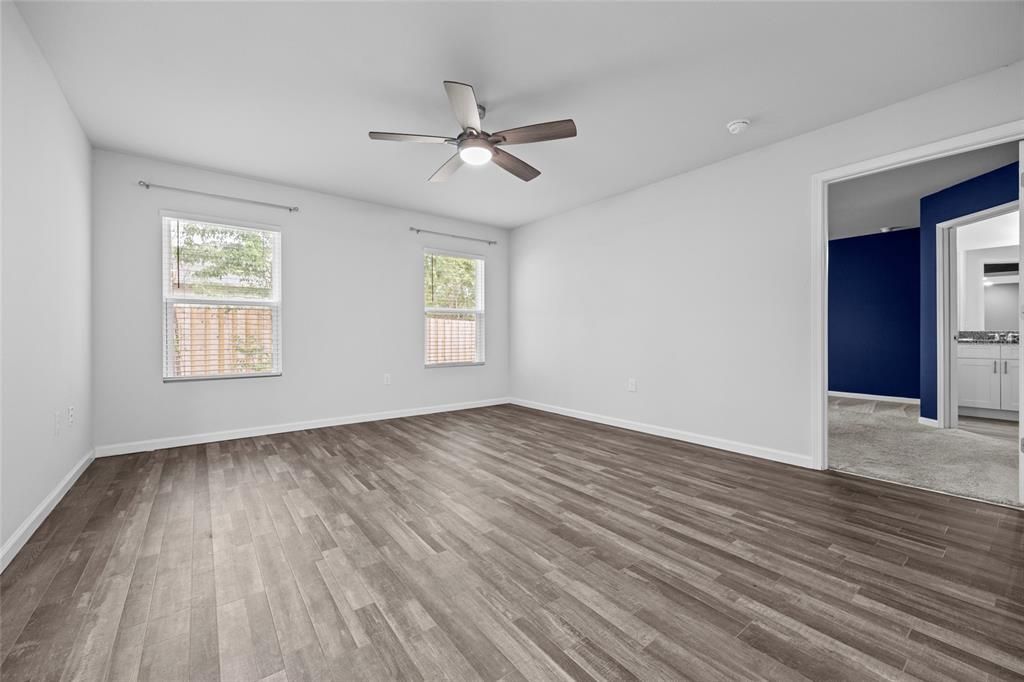 En Venta: $339,500 (4 camas, 2 baños, 1602 Pies cuadrados)