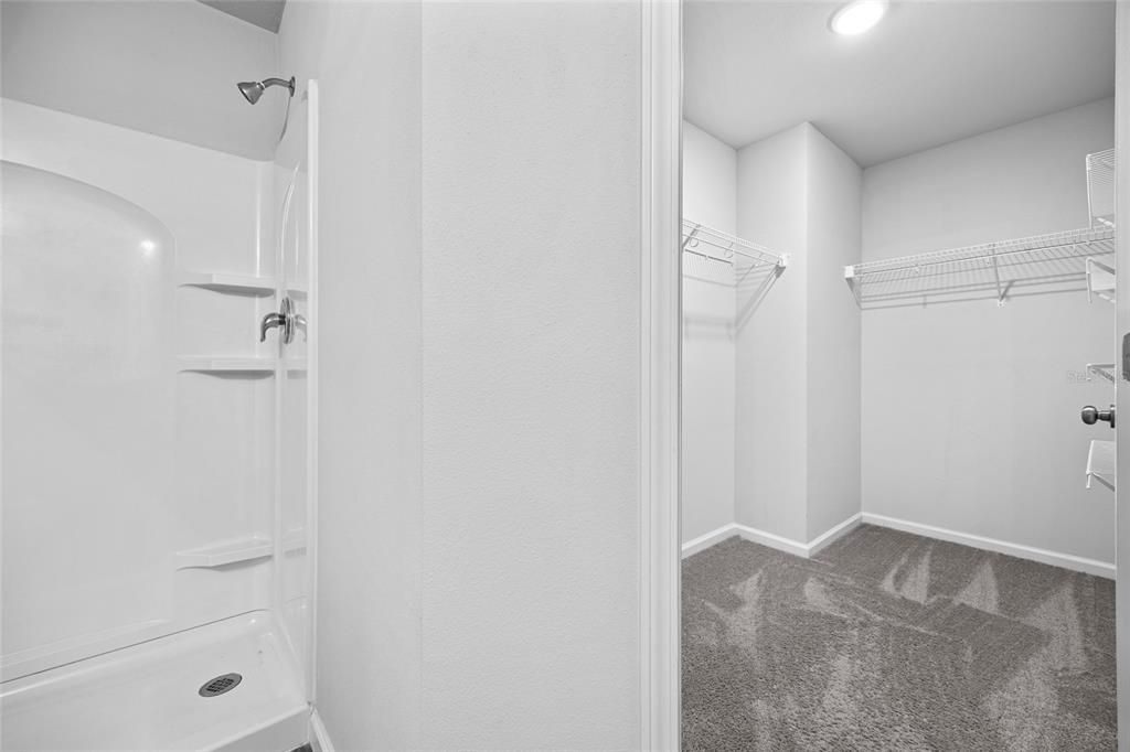 En Venta: $339,500 (4 camas, 2 baños, 1602 Pies cuadrados)