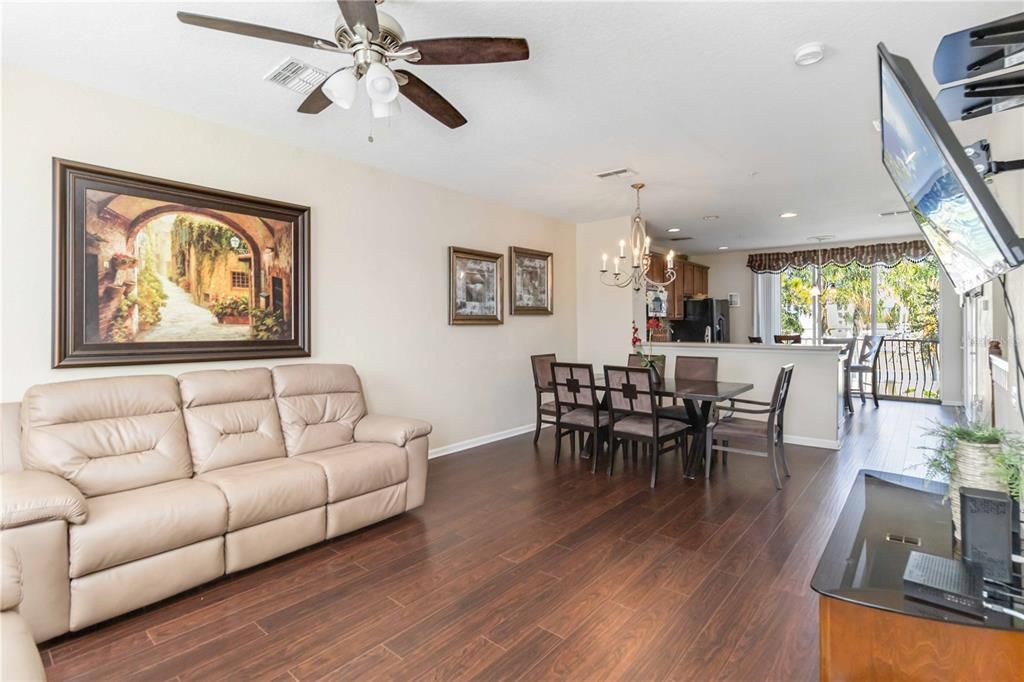 For Rent: $3,000 (3 beds, 3 baths, 1771 Square Feet)