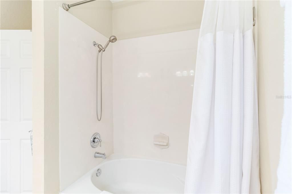 For Rent: $3,000 (3 beds, 3 baths, 1771 Square Feet)