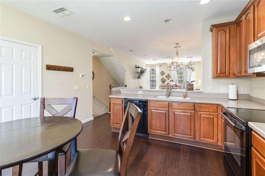 For Rent: $3,000 (3 beds, 3 baths, 1771 Square Feet)