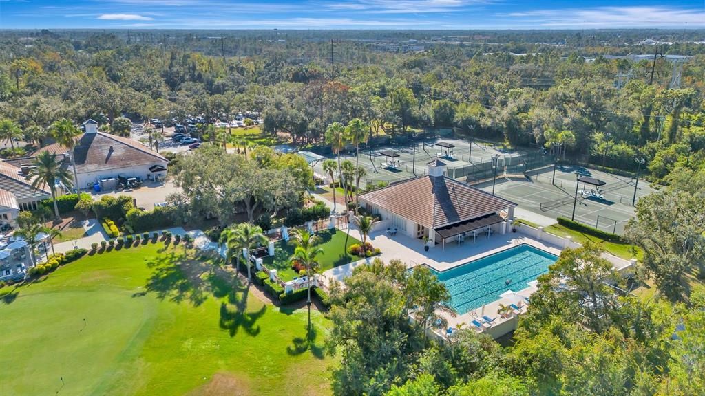 En Venta: $1,045,000 (5 camas, 4 baños, 3336 Pies cuadrados)