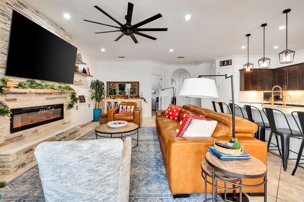 En Venta: $1,045,000 (5 camas, 4 baños, 3336 Pies cuadrados)