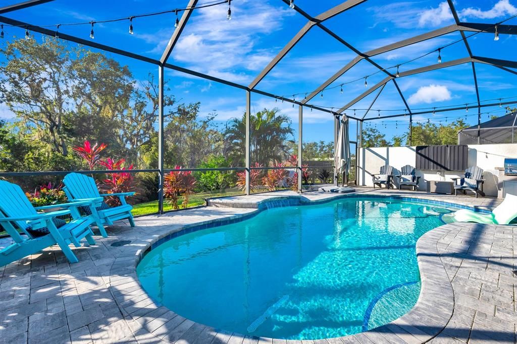 En Venta: $1,045,000 (5 camas, 4 baños, 3336 Pies cuadrados)