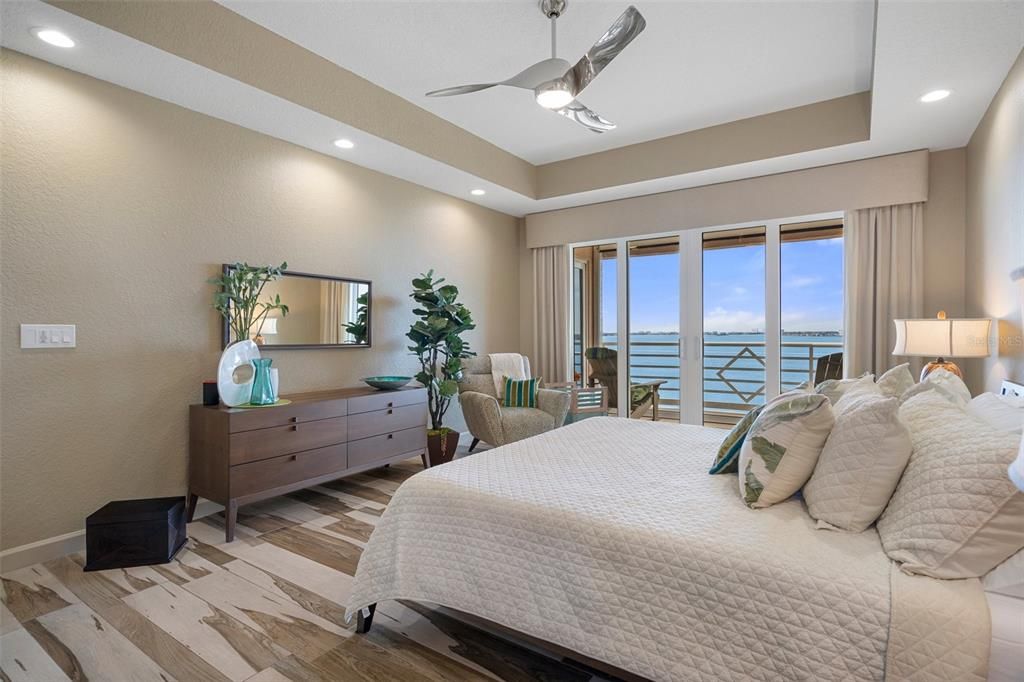 En Venta: $2,399,000 (3 camas, 2 baños, 3028 Pies cuadrados)