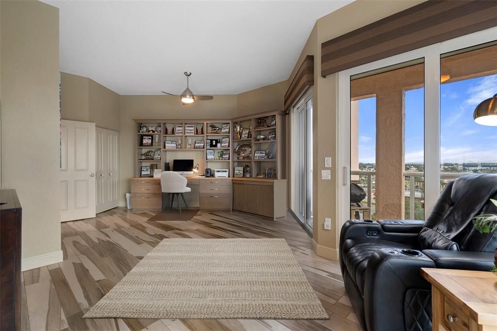 En Venta: $2,399,000 (3 camas, 2 baños, 3028 Pies cuadrados)