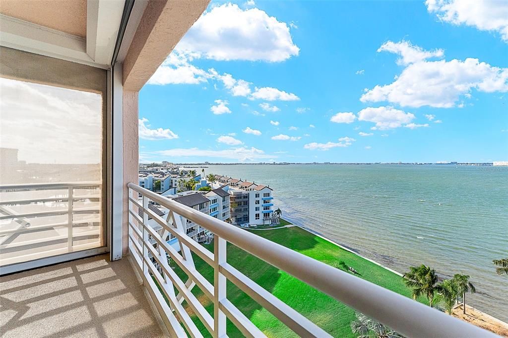 En Venta: $2,399,000 (3 camas, 2 baños, 3028 Pies cuadrados)