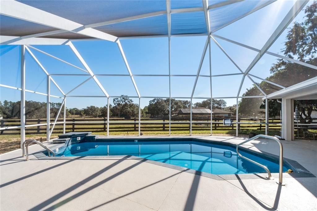 For Sale: $449,900 (4 beds, 2 baths, 2122 Square Feet)