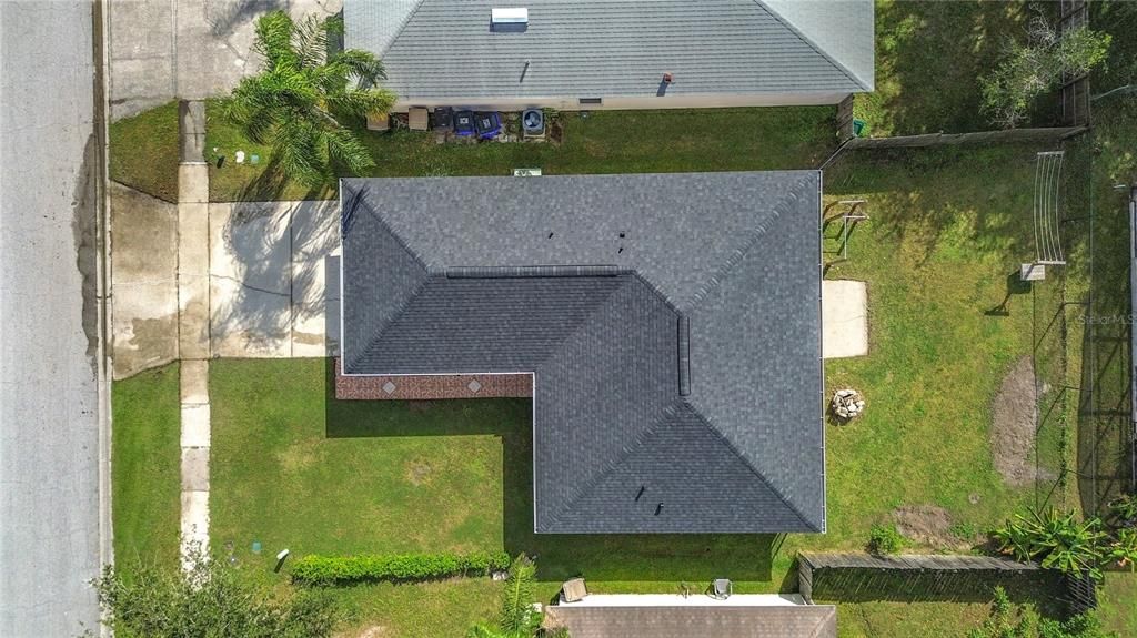 待售: $305,000 (3 贝兹, 2 浴室, 1090 平方英尺)