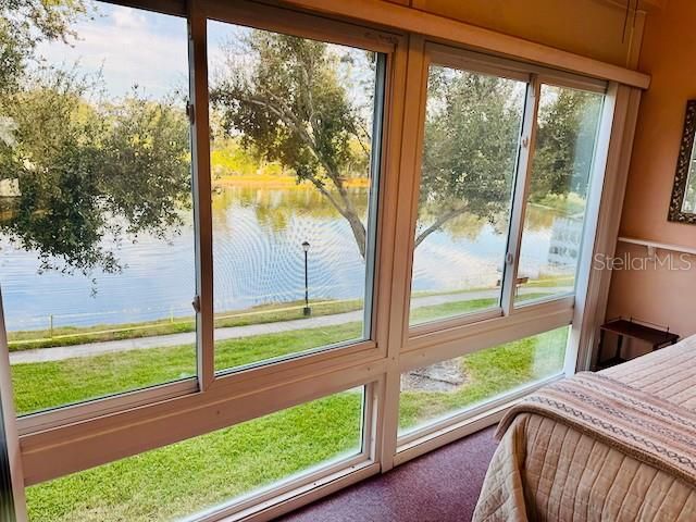 For Sale: $79,900 (1 beds, 1 baths, 608 Square Feet)