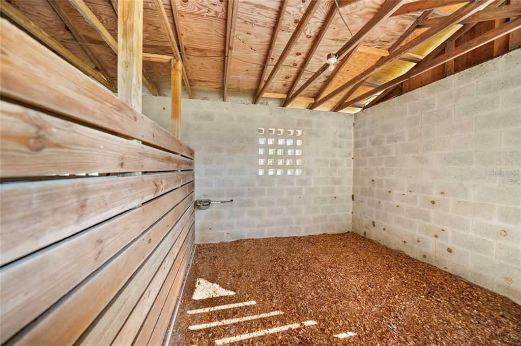 For Sale: $895,000 (3 beds, 2 baths, 2355 Square Feet)