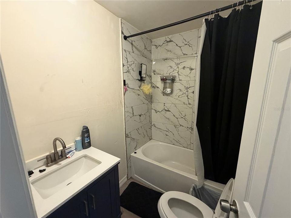 For Rent: $2,175 (3 beds, 2 baths, 1056 Square Feet)