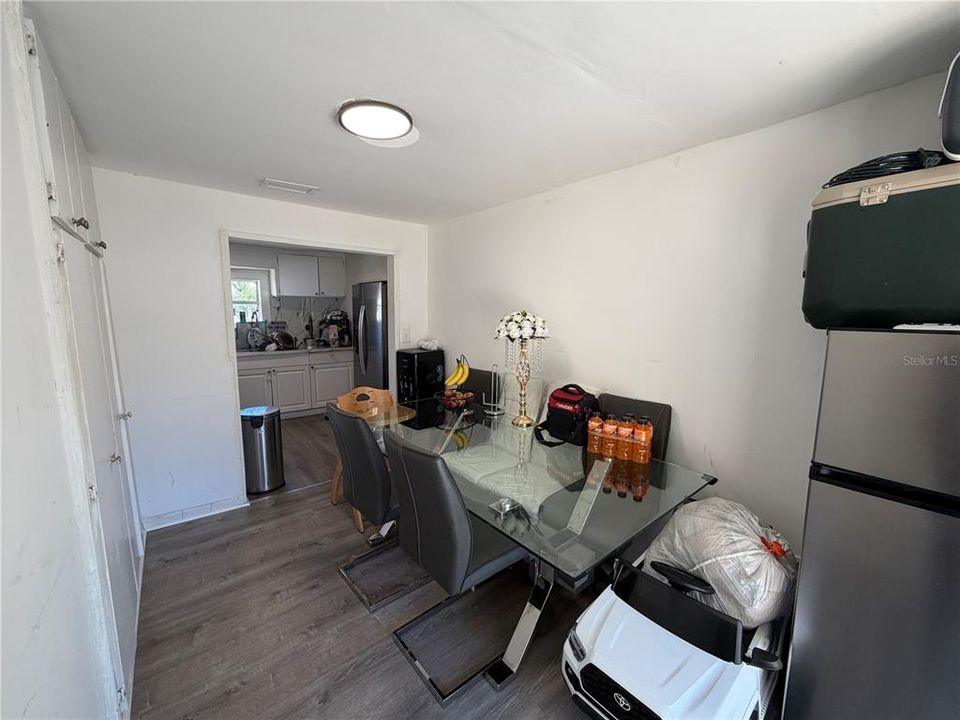 For Rent: $2,175 (3 beds, 2 baths, 1056 Square Feet)