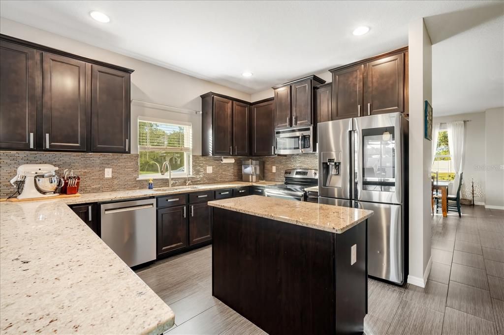 Active With Contract: $499,000 (4 beds, 2 baths, 2952 Square Feet)