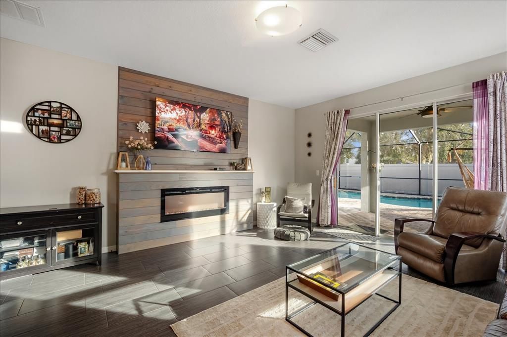 Active With Contract: $499,000 (4 beds, 2 baths, 2952 Square Feet)