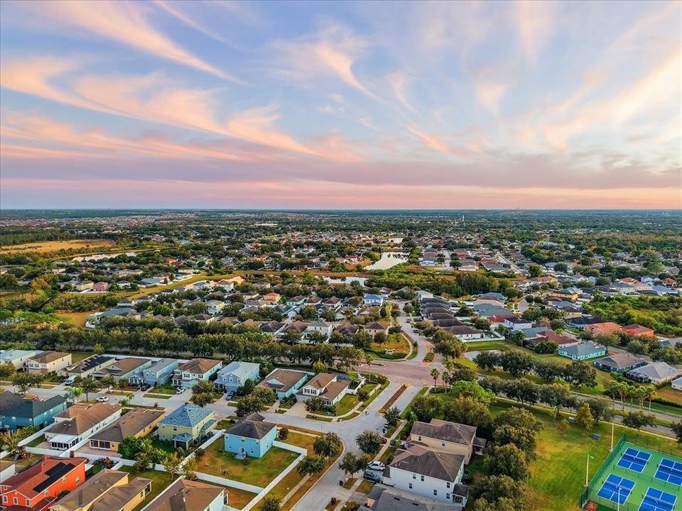 Active With Contract: $499,000 (4 beds, 2 baths, 2952 Square Feet)