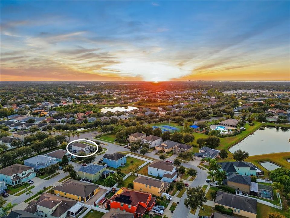 Active With Contract: $499,000 (4 beds, 2 baths, 2952 Square Feet)