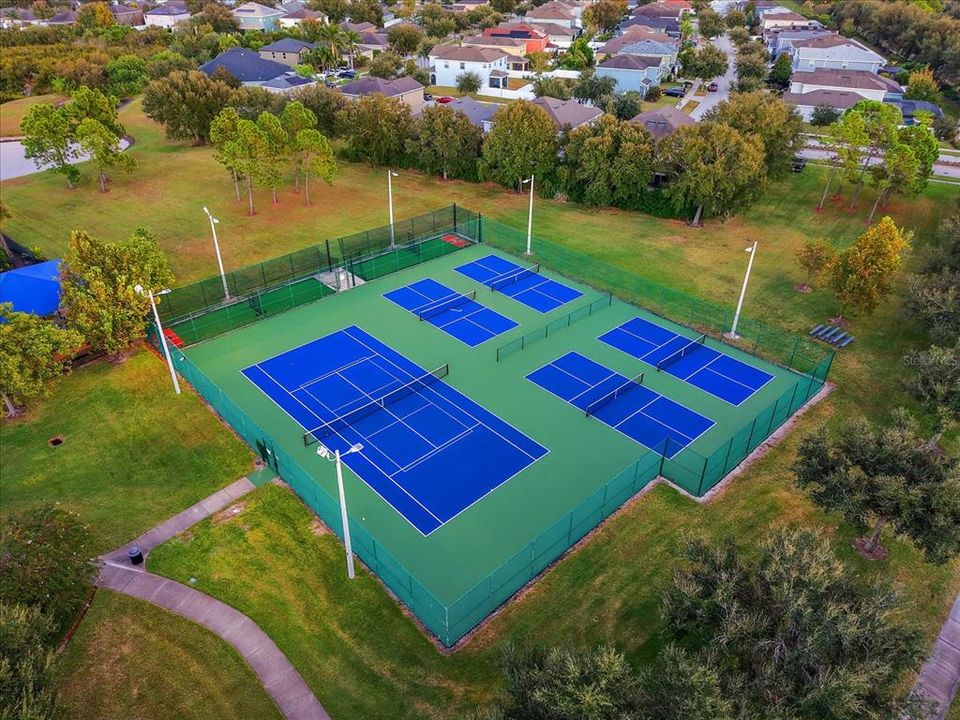 Active With Contract: $499,000 (4 beds, 2 baths, 2952 Square Feet)