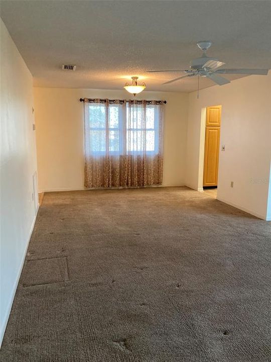 На продажу: $100,000 (2 спален, 2 ванн, 1245 Квадратных фут)