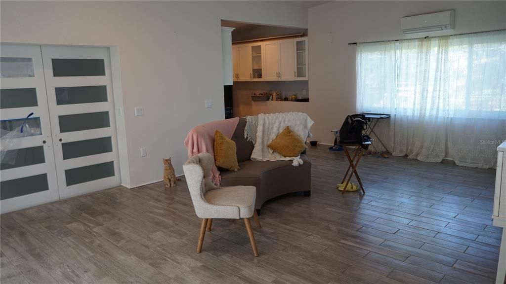 Active With Contract: $175,000 (3 beds, 2 baths, 1447 Square Feet)