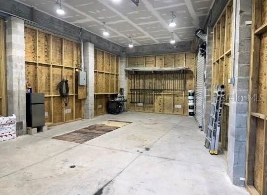 For Sale: $455,900 (2 beds, 1 baths, 1056 Square Feet)