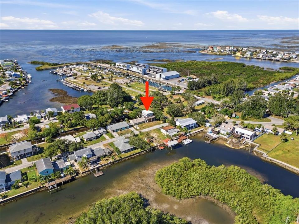 For Sale: $455,900 (2 beds, 1 baths, 1056 Square Feet)