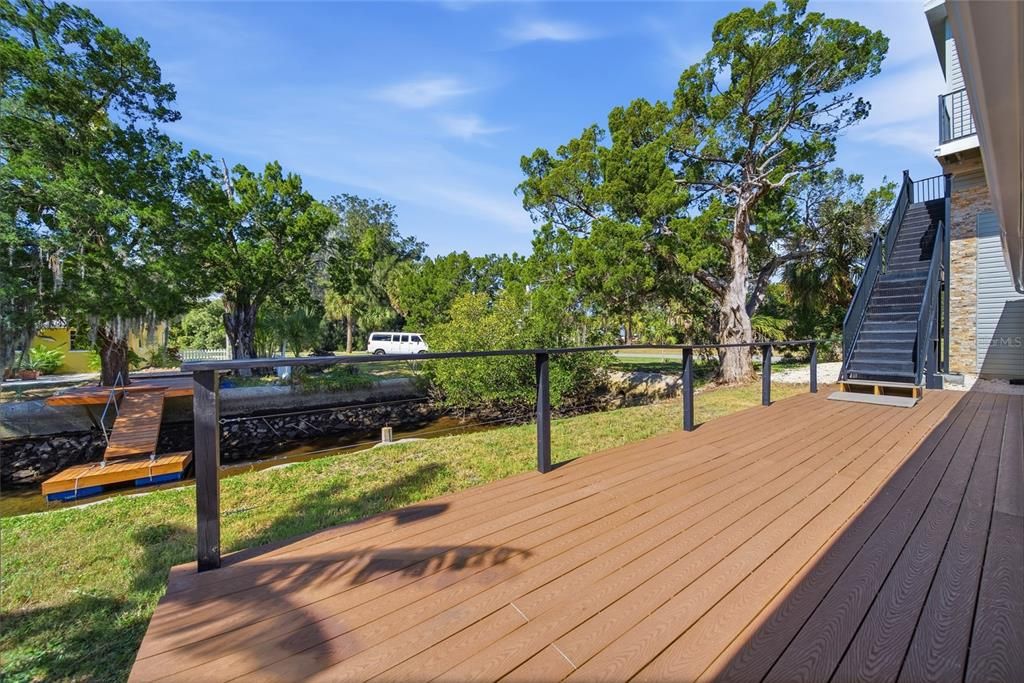 For Sale: $455,900 (2 beds, 1 baths, 1056 Square Feet)