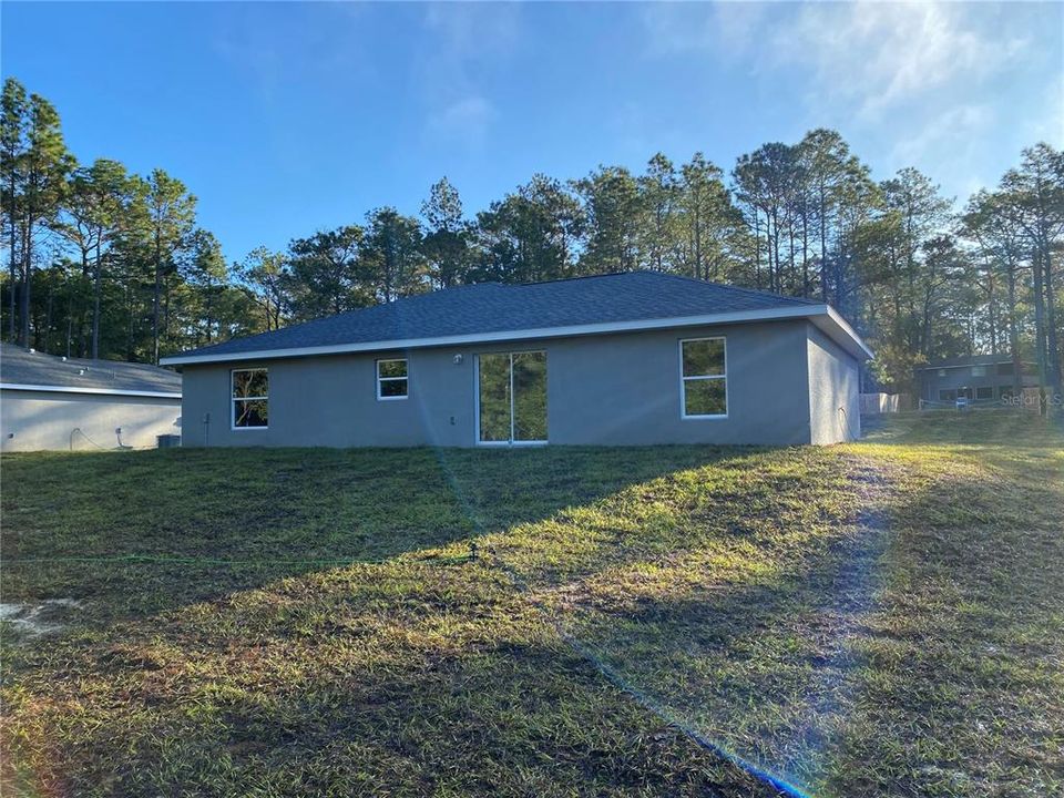 出租: $1,795 (3 贝兹, 2 浴室, 1549 平方英尺)