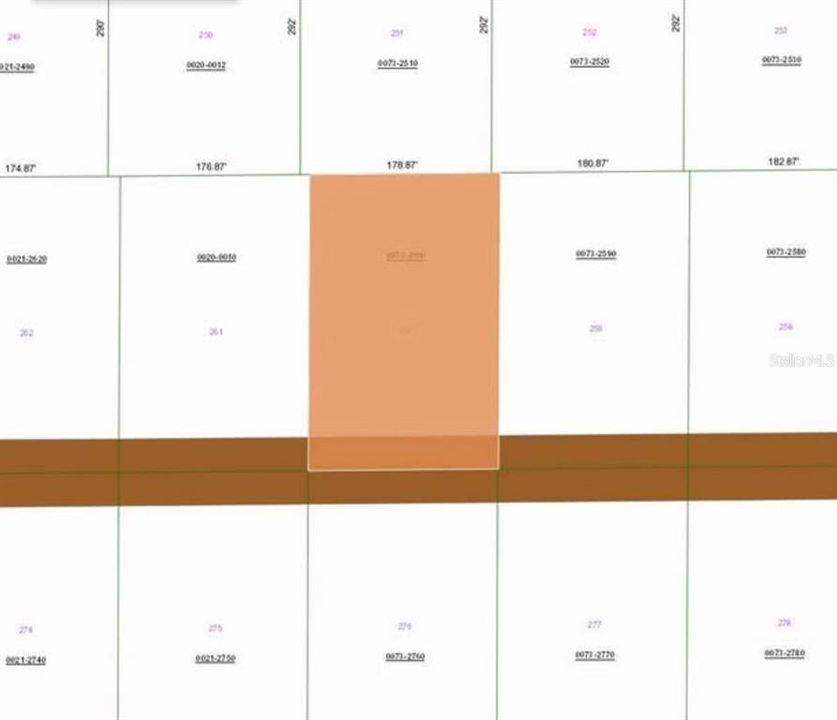 На продажу: $18,000 (1.25 acres)