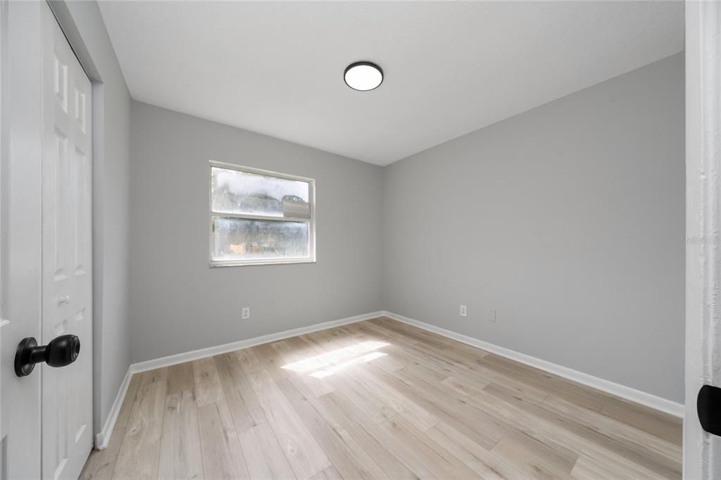 For Rent: $2,275 (4 beds, 2 baths, 1148 Square Feet)